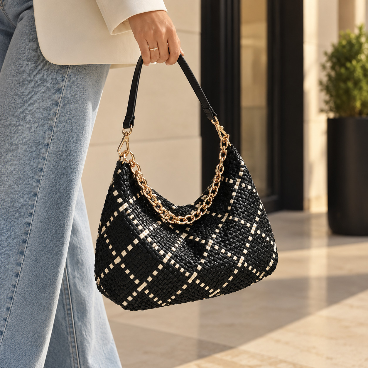 Sienna Slouchy Woven Shoulder Bag Black & Gold Effortless Style Convertible - Image 2